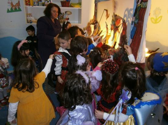 Αποκριάτικο ξεφάντωμα από το "Κόκκινο Μπαλόνι"