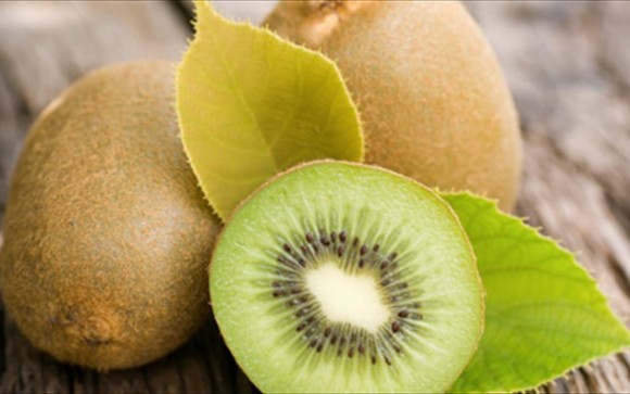 Συνεχίζεται η διανομή φρούτων σε τρίτεκνες & πολύτεκνες οικογένειες