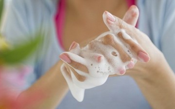 Τοποθετήθηκαν φιάλες αντισηπτικών σε νηπιαγωγεία και παιδικούς σταθμούς