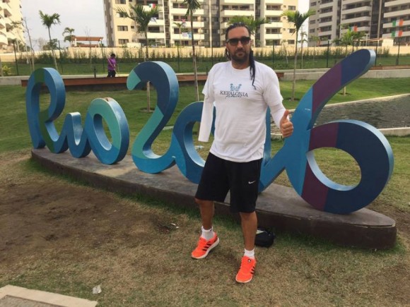 Εχασε στην σπάθη, νίκησε στις ...καρδιές μας ο Γεράσιμος Πυλαρινός