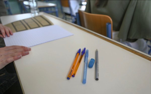 Γραμμές ψυχολογικής υποστήριξης για τους υποψηφίους των Πανελλαδικών στα Ιόνια Νησιά