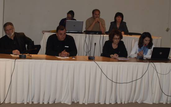 Στο προσκήνιο οι κακοποιημένες γυναίκες και η Αχαϊκή