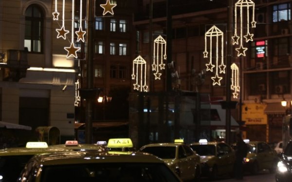 Πέτσας: Εως το Σάββατο οι ανακοινώσεις για λιανεμπόριο, κομμωτήρια, εκκλησίες -Αλλάζει το ωράριο για μετακινήσεις