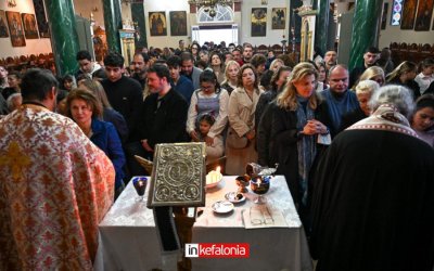 Πλήθος πιστών στη Μητρόπολη για το Ιερό Ευχέλαιο