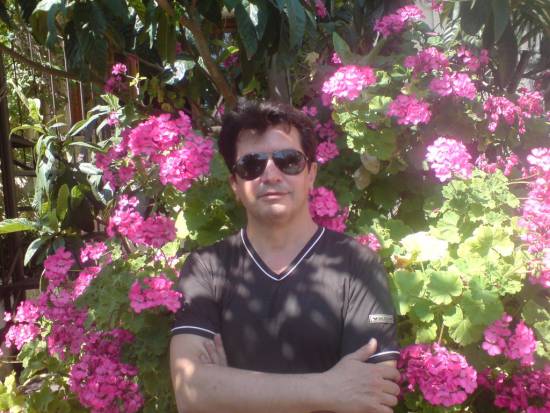 Κώστας Ευαγγελάτος: Προσκλήσεις στην Αθήνα και ετοιμασίες για το Παρίσι