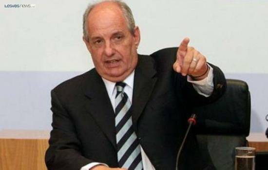 Ο Βουλευτής των Ανεξάρτητων Ελλήνων, Τέρενς Κουίκ