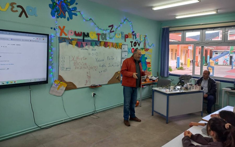 Μαθητές του Δημοτικού Σάμης γνώρισαν από κοντά την πορεία του λαδιού – Από την ελιά στο ελαιοτριβείο