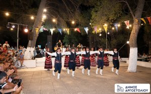 Τα Φαρακλάτα τίμησαν την Αγία Παρασκευή με λαμπρό πανηγύρι