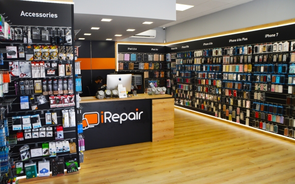iRepair Αργοστολίου: Τα πάντα για το κινητό και επισκευή σε 30' μπροστά σας ! (εικόνες)