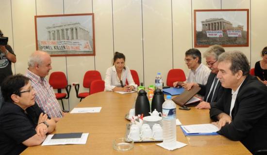 Συνάντηση αντιπροσωπείας της ΚΟ του ΚΚΕ με τον Μ. Χρυσοχοΐδη για την αποκατάσταση των ζημιών στην Κεφαλονιά