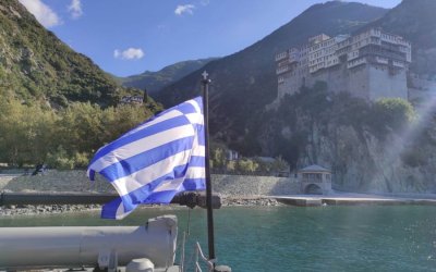 Άγιο Όρος: Μοναχοί τα ήπιαν και πλακώθηκαν στο ξύλο, μια σύλληψη