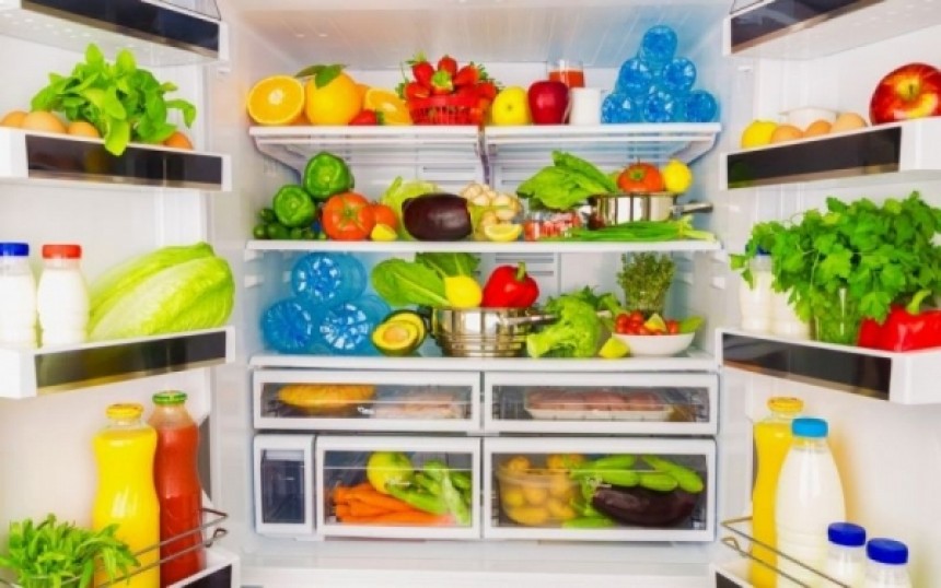 Πώς να μην χαλάνε γρήγορα τα φρούτα και τα λαχανικά στο ψυγείο