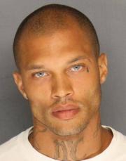 Παντρεμένος και με παιδί είναι ο κακοποιός των 90.000 likes