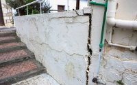 Ηράκλειο: Μεγαλώνουν τα ρήγματα στις Βούτες – Εννέα σπίτια κρίθηκαν ακατάλληλα και εκκενώθηκαν