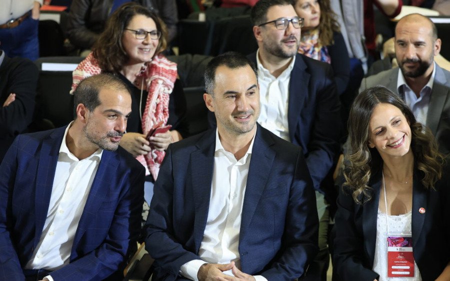 Τίτλοι τέλους για τη Νέα Αριστερά: Αποχωρούν την Τρίτη Χαρίτσης, Αχτσιόγλου, Τζανακόπουλος, Ηλιόπουλος και άλλοι 3 βουλευτές