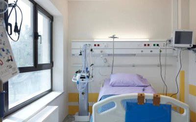 Θεσσαλονίκη: Βουτιά στο κενό για 17χρονη από τον 1ο όροφο του Παπανικολάου