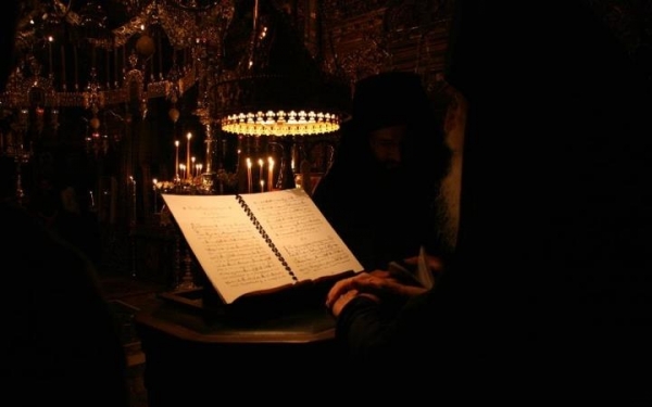 Απόψε: Αγρυπνία στην Μονή του Εσταυρωμένου