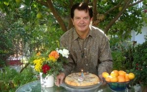 Τα γενέθλια του Κώστα Ευαγγελάτου στην Villa Ροδόπη