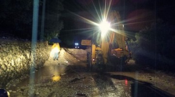 Η ... νύχτα του Αγίου Βαρθολομαίου στην Κεφαλονιά από την ισχυρή καταιγίδα (εικόνες)