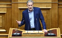 Γερουλάνος: Τέσσερα βασικά ερωτήματα από την τραγωδία των Τεμπών