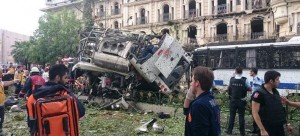 Νέο τρομοκρατικό χτύπημα στην Κωνσταντινούπολη- Έκρηξη με παγιδευμένο όχημα, 11 νεκροί [εικόνες]