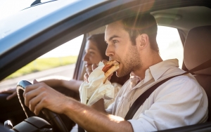Tι χρειάζεται να φάει ένας οδηγός πριν από ένα μεγάλο ταξίδι