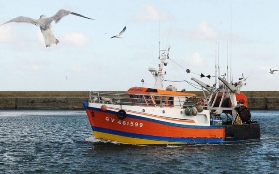 ΠΕΡΙΦΕΡΕΙΑ: Xρηματοδότηση επαγγελματικών αλιευτικών σκαφών για κατασκευή νέων αποθηκευτικών ή ψυκτικών χώρων