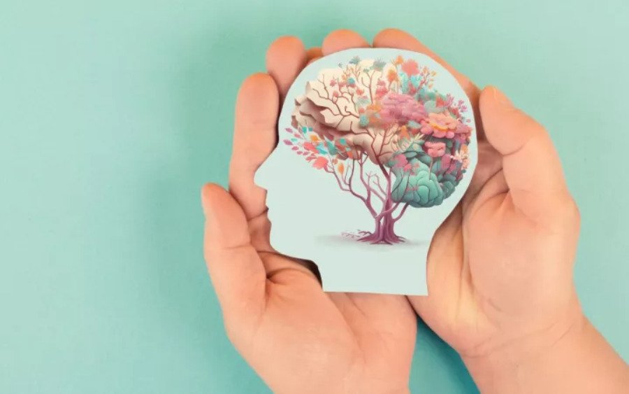 Ελένη Σολωμού: «Ένα αψεγάδιαστο σώμα» ή… «Σώμα &amp; πνεύμα υγιή»;