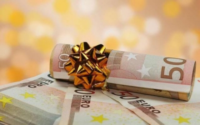 Το Εργατικό Κέντρο για το Δώρο Χριστουγέννων