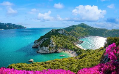 Στο τραπέζι το rebrand του σήματος "IONIAN ISLANDS"