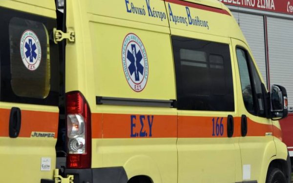 Τροχαίο στο Αδράκι με δύο εμπλεκόμενα οχήματα – Στο σημείο το ΕΚΑΒ