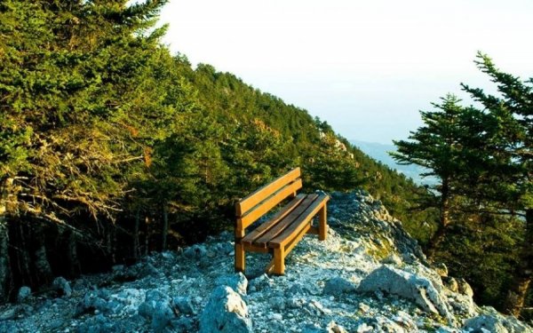 Απάντηση Μενδώνη στην ερώτηση Βελόπουλου για την Δημιουργία Γεωπάρκου και Γεωδιαδρόμων σε Κεφαλονιά και Ιθάκη