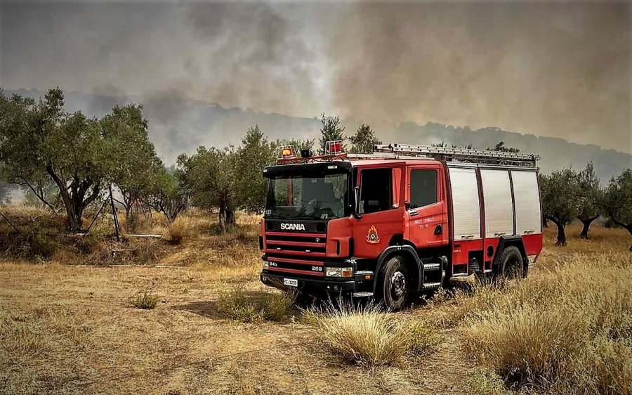 Υπό πλήρη έλεγχο οι πυρκαγιές σε Βλαχάτα - Σιμωτάτα (ανανεωμένο)