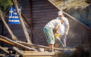 Υπηρεσίες Δόμησης: Καταρρέουν (όπου υπάρχουν) με την αυθαιρεσία να οργιάζει