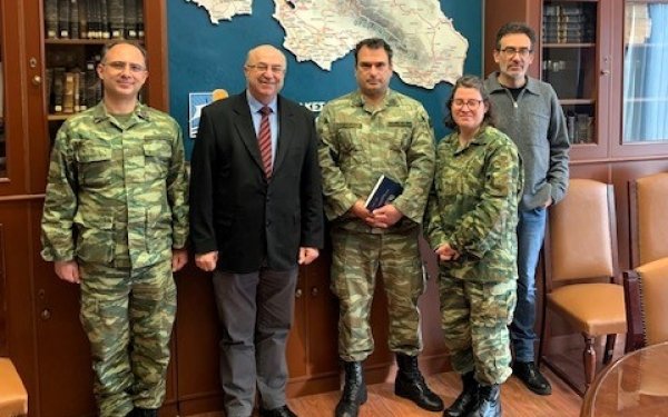 Τρεις στρατιωτικοί κτηνίατροι στη «μάχη» της Ευλογιάς στην Κεφαλονιά