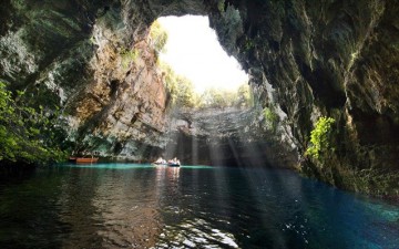 4 από τα ωραιότερα σπήλαια του κόσμου, είναι ελληνικά