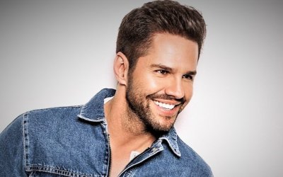 ΑΠΟΨΕ: Μεγάλη χριστουγεννιάτικη βραδιά στο Αργοστόλι με τον Γιώργο Τσαλίκη