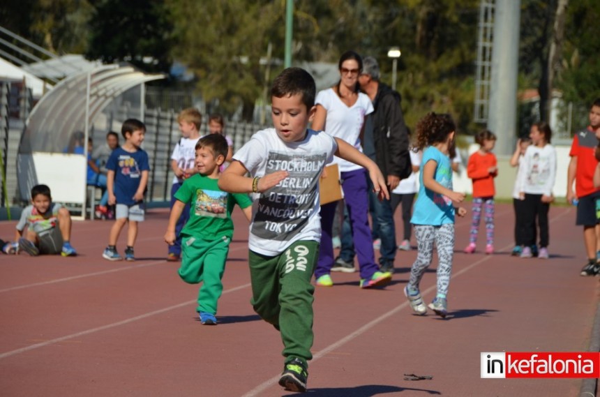 Με ζωηρό ενδιαφέρον οι αγώνες στίβου της Γ.Ε Κεφαλληνίας (εικόνες) - (UPD)