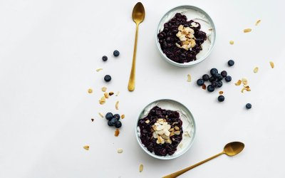 7 πράγματα που θα συμβούν στο σώμα σου αν τρως κάθε μέρα γιαούρτι