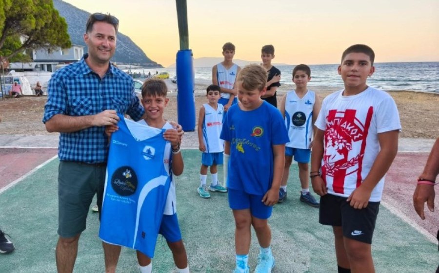 Με μπασκετικές επιδείξεις και βραβεύσεις έγινε η εκδήλωση του Α.Σ. Κεφαλληνιακού στον Πόρο