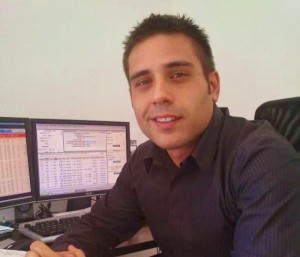 Δημήτρης Σιμωτάς: «Θα ευτυχήσουμε ποτέ;»