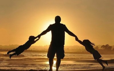 Ανδρέας Φραγκιάς: Ποίημα για την Γιορτή του Πατέρα