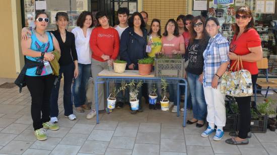 Όμορφη Έκθεση Κηπευτικών και Ανθοκομίας στο Αργοστόλι από το Ειδικό Σχολείο Φαρακλάτων