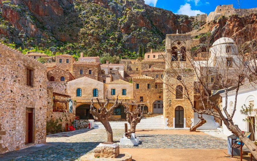 Κύθηρα, Μονεμβασιά και Παναγία Μυρτιδιώτισσα σε ένα μοναδικό τριήμερο ταξίδι με το Kouloumpis travel!