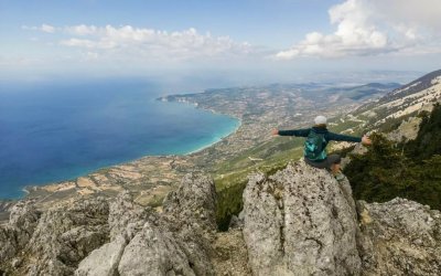 Οι κορυφαίες διαδρομές στην Ελλάδα – Κεφαλονιά: Ανεβαίνοντας το όρος Αίνος