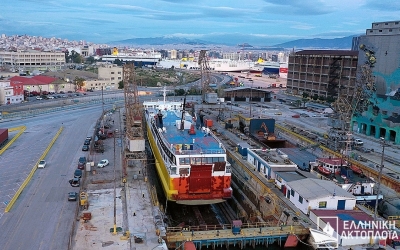 Στα χρώματα της LEVANTE FERRIES άρχισε να βάφεται το ΑΝΔΡΕΑΣ ΚΑΛΒΟΣ