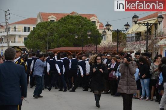 Έστριψαν και φέτος οι μαθητές του Λυκείου Ληξουρίου [εικόνες]