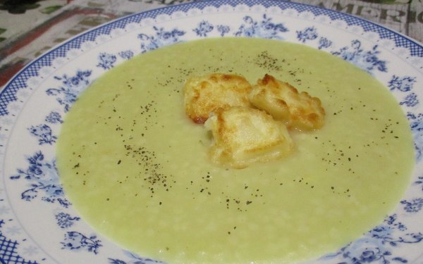 Τραχανόσουπα με φέτα τηγανιτή από την Σία Λαδά!