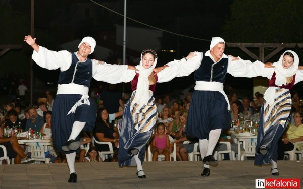 Το Κεφαλλονίτικο γλέντι στα Φραγκάτα: Μια γιορτή παράδοσης και γεύσης