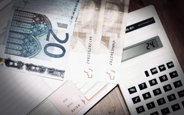 Τέλος χρόνου για επτά εκκρεμότητες με την εφορία, ποιες πληρωμές πρέπει να γίνουν σήμερα